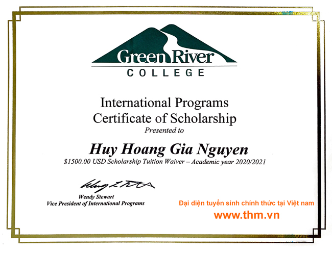 Scholarship-NguyenHoangGiaHuy.jpg