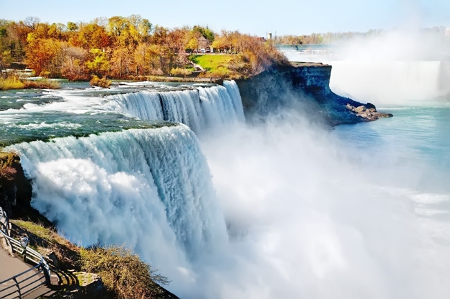 Thác Niagara Falls ở tiểu bang New York